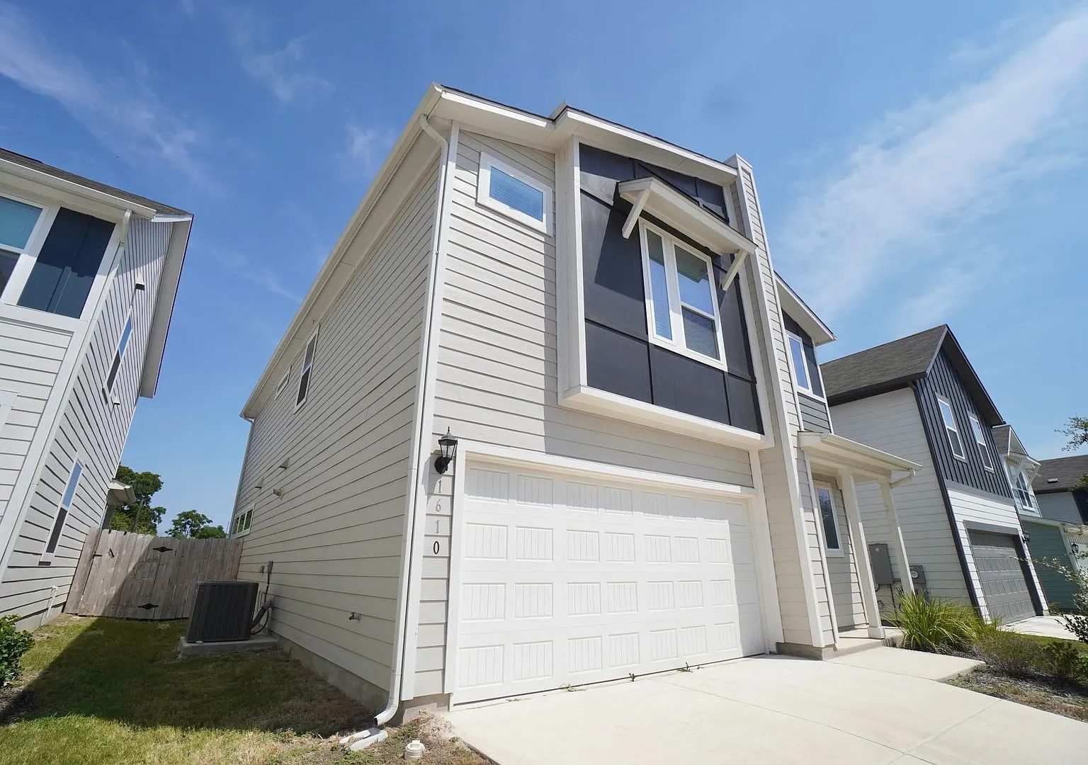 Modern 3 BR / 3 BA Rental Home in Pflugerville with Private Balcony — Photo 2
