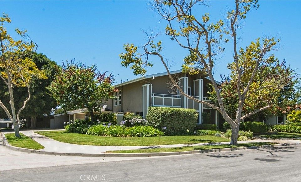 1st image of 3051 Capri Ln