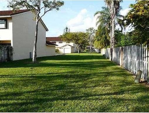 5th image of 8813 SW 113 Place Cir W