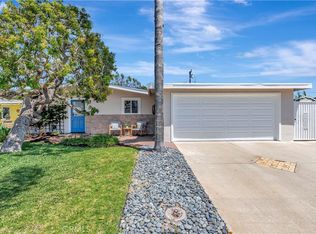 2136 Parsons St, Costa Mesa, CA 92627