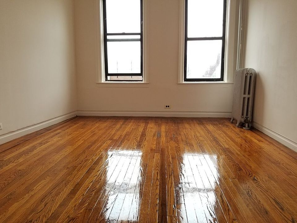 2nd image of 147 W 230th St APT 6G