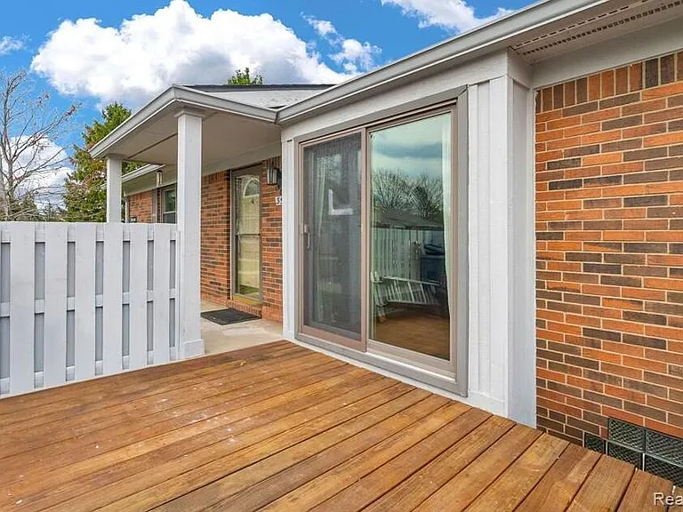 1921 Vine Way Dr #35 — Photo 28