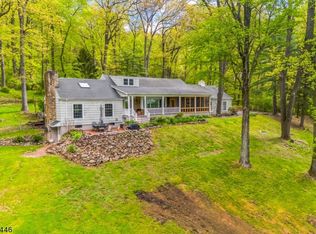 36 Leicester Ln, Hampton, NJ 08827