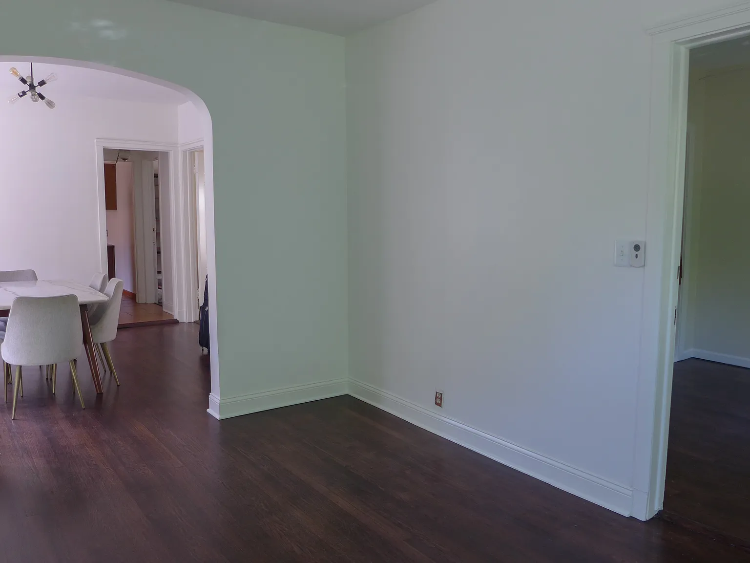 3 bed, 1300 sqft, $3,400 — Photo 4