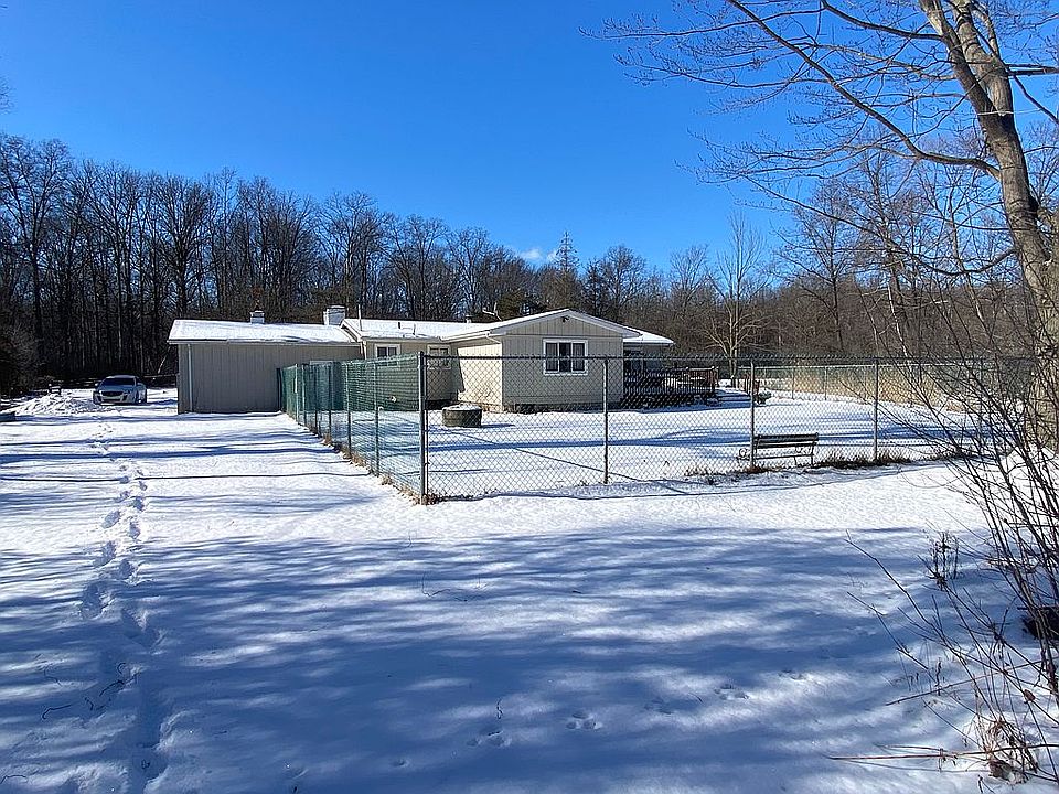 1st image of 9099 Phelps Rd