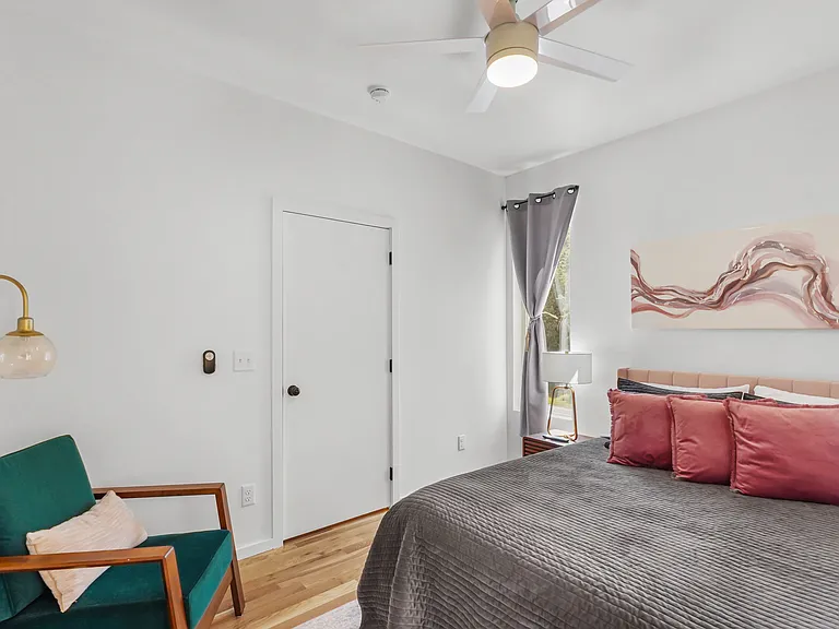 148 Atomic Rdg — Photo 28