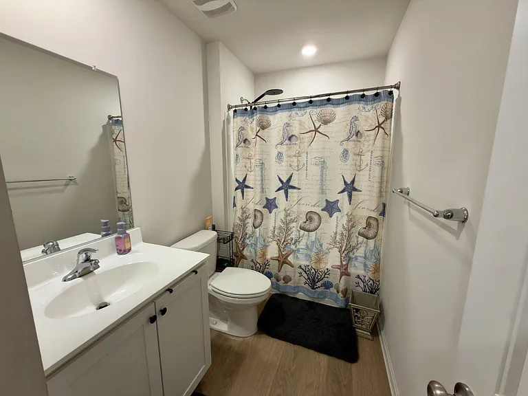 61 New England Dr — Photo 6
