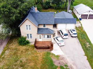 528 9th St NW, Faribault, MN 55021