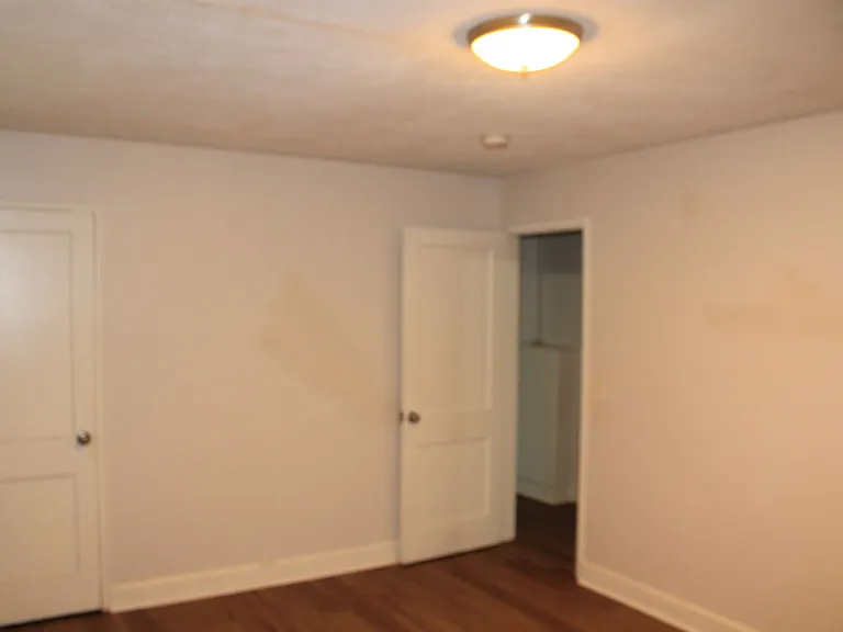 2355 Devere St — Photo 18