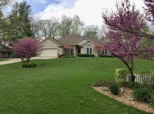 2561 Shagbark Ln, West Lafayette, IN 47906