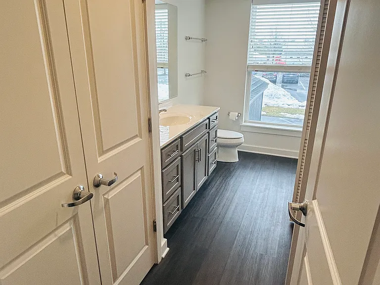 550 New Holland Ave #305 — Photo 28