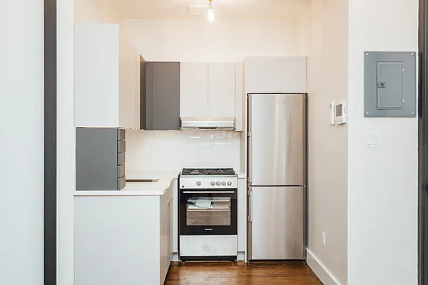 Rented by Nooklyn NYC LLC | media 17