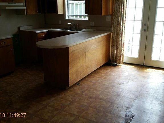 4th image of 30523 Fm 1575
