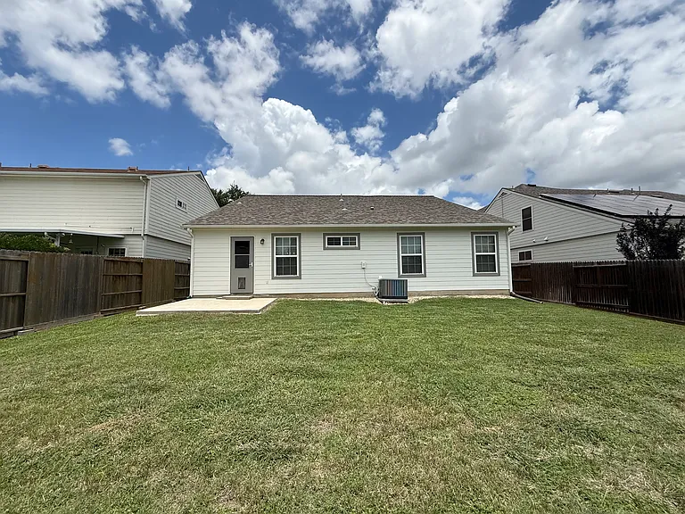 153 Bentwood Ranch Dr — Photo 15
