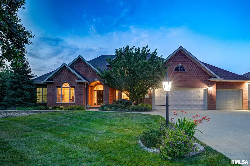 Thumbnail 12