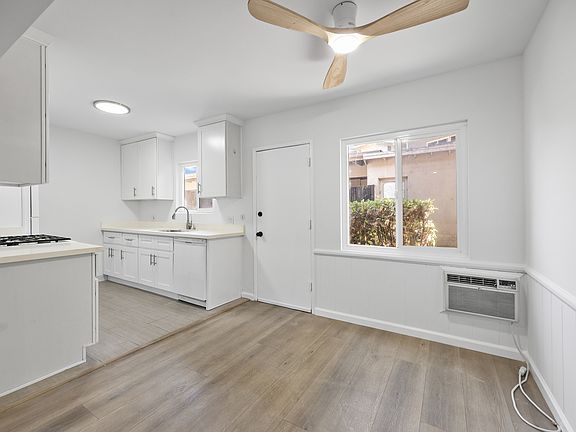 4th image of 1350 E Acacia Ave #1B