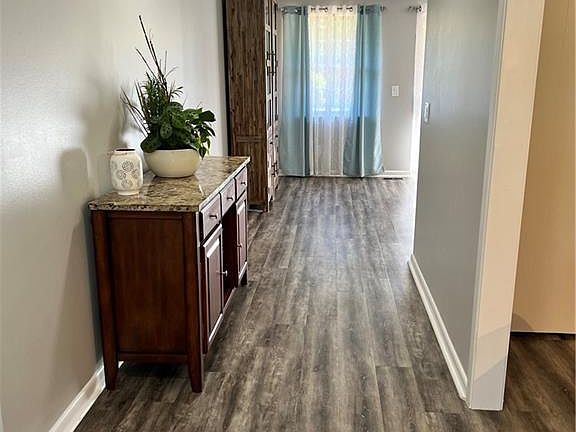2nd image of 5149 Tahitian Pl