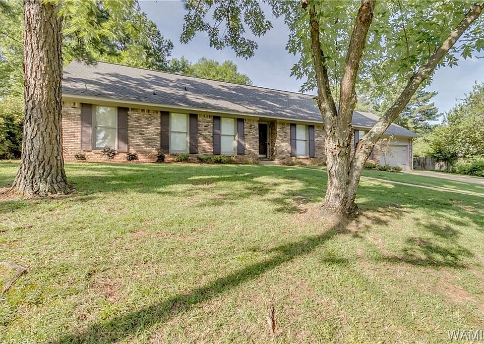 1st image of 615 Vicksburg Dr