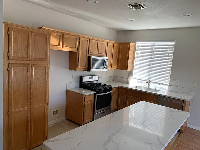9017 Luken Ct — Photo 8
