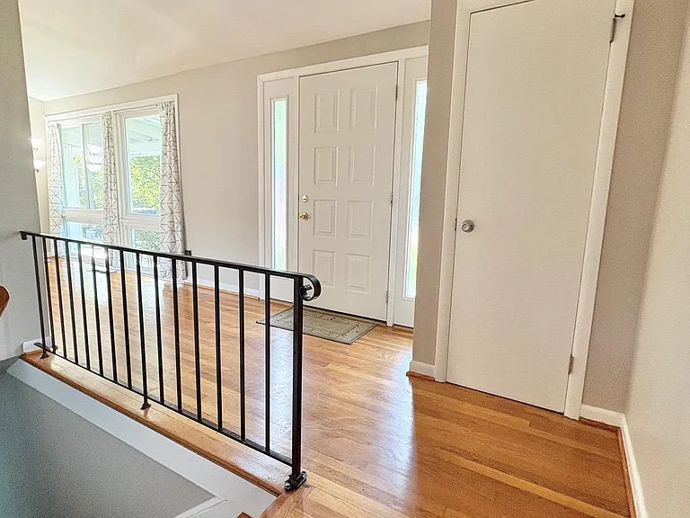 5628 Fillmore Ave — Photo 8