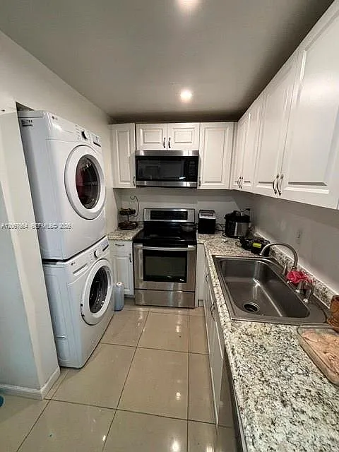 Samari Lake East Condo — Photo 4