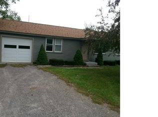 51 N Main St, Middleport, NY 14105