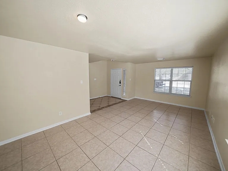 194 Laceleaf Ln — Photo 11