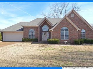 6702 Oak Forest Dr, Olive Branch, MS 38654