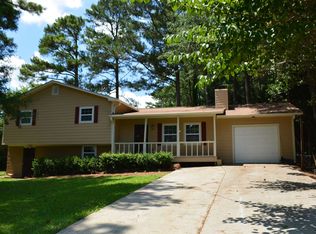 568 Village Run, Lawrenceville, GA 30046