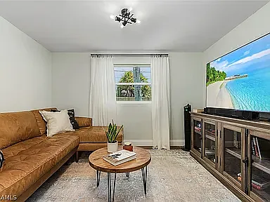 1350 Sirocco St — Photo 9