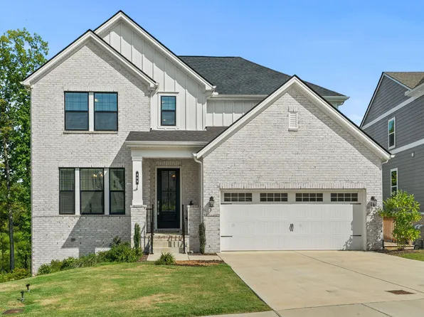 409 Meandering Way, White House, TN 37188