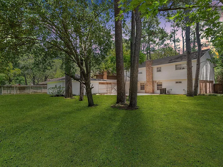 8218 Oak Moss Dr — Photo 8
