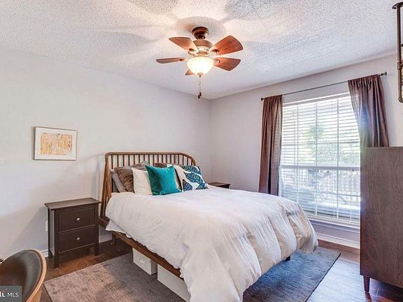5th image of 1540 Lincoln Way APT 304