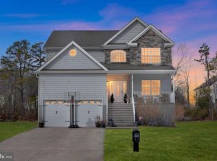 95 Savannah Rd, Toms River, NJ 08757