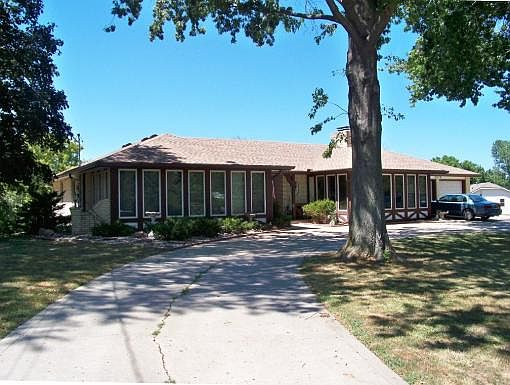 2nd image of 4440 N 93rd St