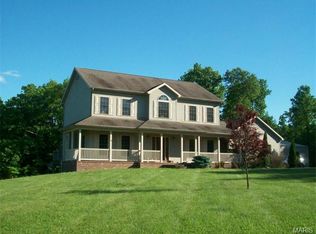 1410 White Tail Dr, Fredericktown, MO 63645