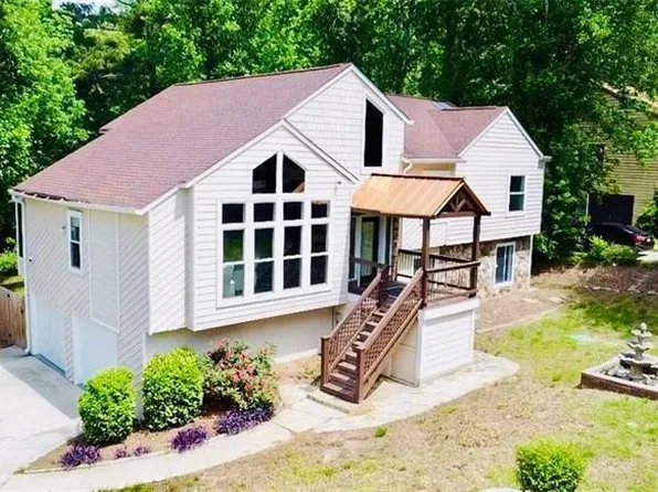 3748 Woodrose Ct, Snellville, GA 30039