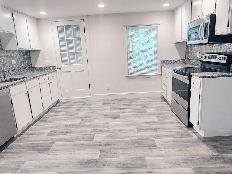 34 Pond St #3 — Photo 8