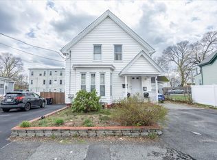 21 Pine Ave, Brockton, MA 02301