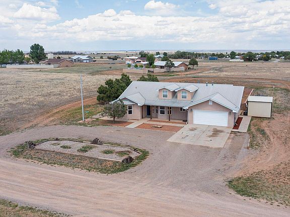 4th image of 27 Lobo Dr