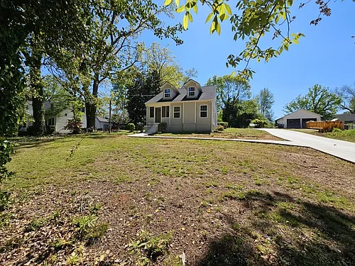 1120 Morningside Dr Photo 1