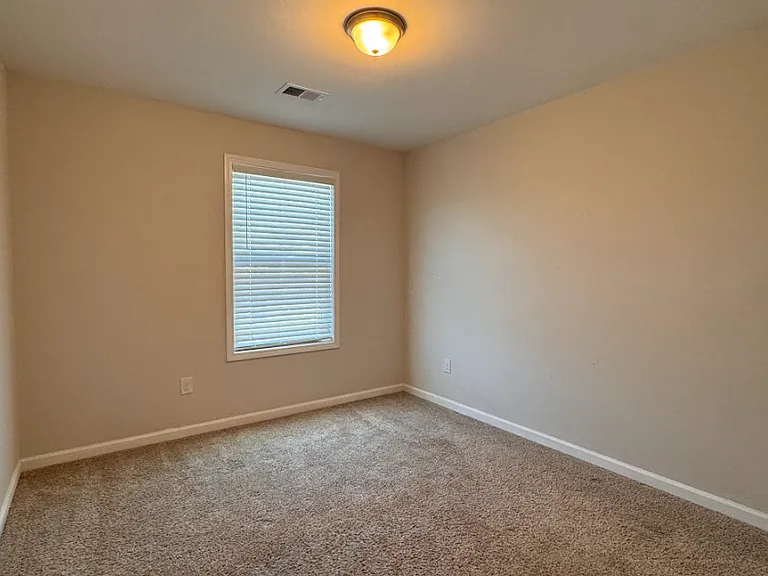 320 Alameda Ln — Photo 20