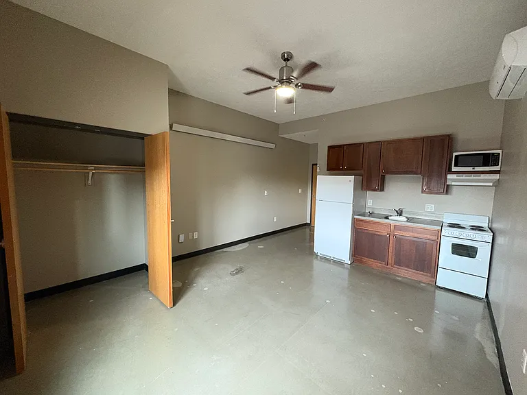 Aerie 147 Lofts — Photo 12