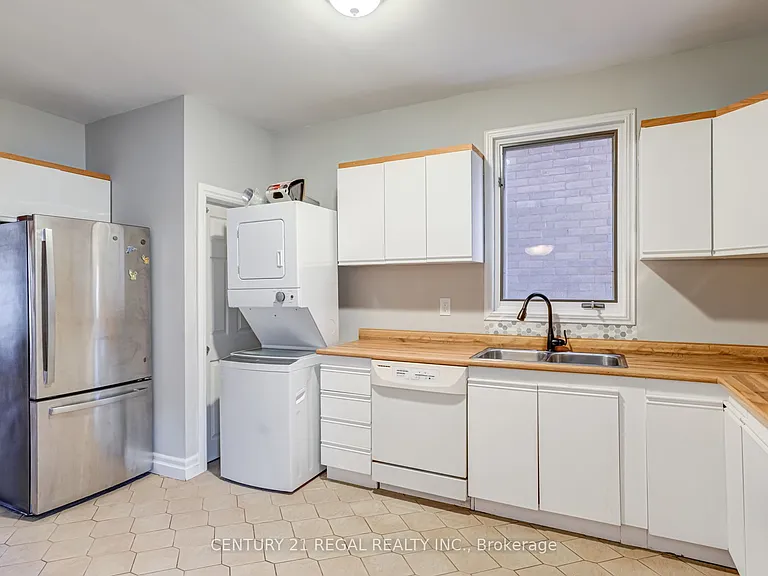 184 Maplewood Ave — Photo 12