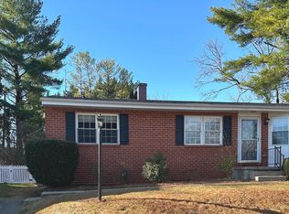 10202 Daventry Dr, Cockeysville, MD 21030