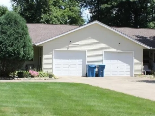 1201 Ritchie Rd, Stow, OH 44224