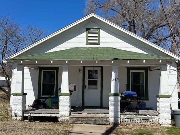 2nd image of 237 Herriman St