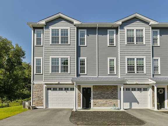 2nd image of 16 Mitchell Ln Unit C