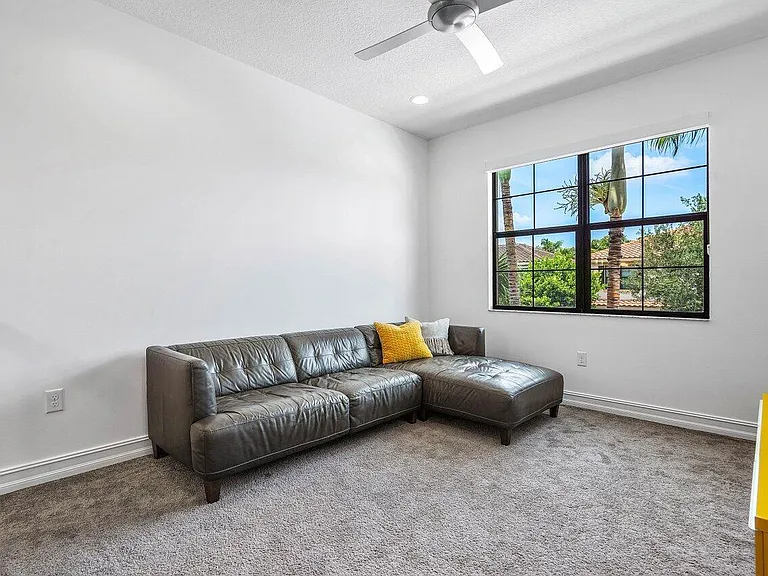 8068 Lemon Serpentine Ln — Photo 33