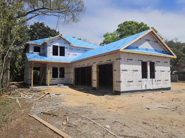 28A Meigs Dr, Shalimar, FL 32579